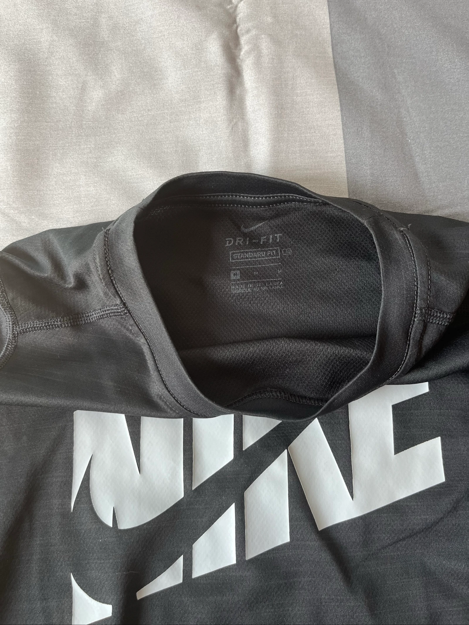 Camiseta Deportiva Nike - Talla M NIÑO - – photo 2